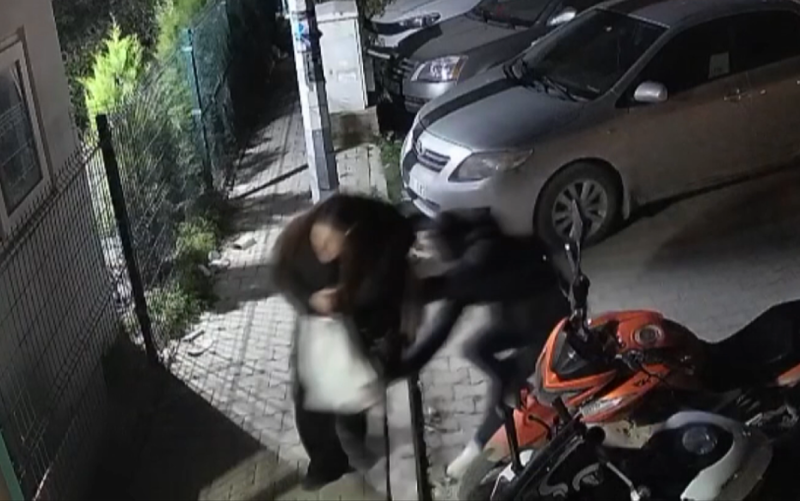 İzmir’deki Saplantılı Eski Sevgili Cinayeti: Genç Kadın Hayatını Kaybetti